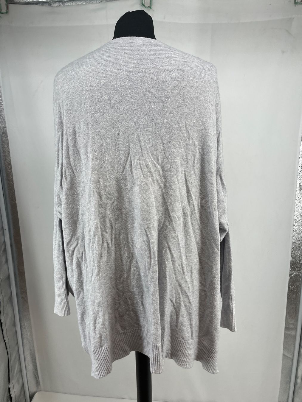 Gilet & Giacche senza maniche: Cardigan gris – Usato da Lausanne venduto da PlusValue_Lausanne 2