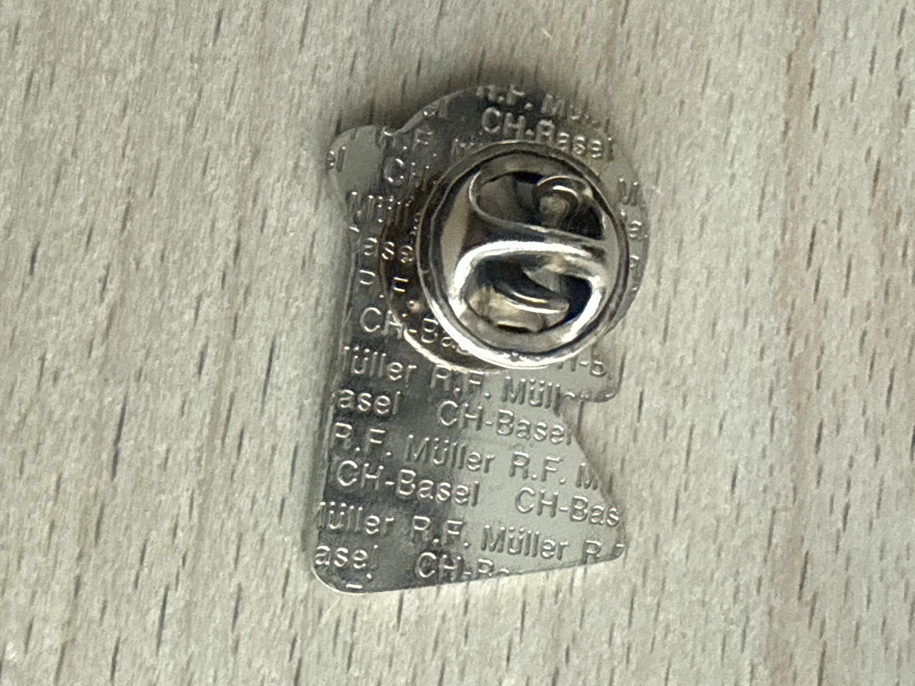 Placchette & Badge: Pin TBA Elektro-Werkstatt  Basel – Usato da Glattbrugg venduto da Schweigmatt 1