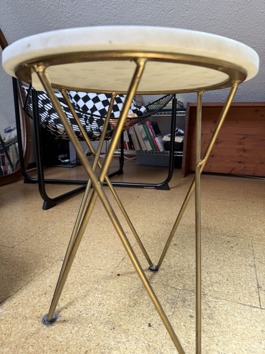 Comodini: Marble side table gold legs used – Usato da Zürich venduto da helenwiona 2