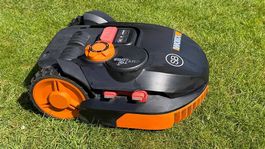 Rasenmäherroboter WORX SB Landroid