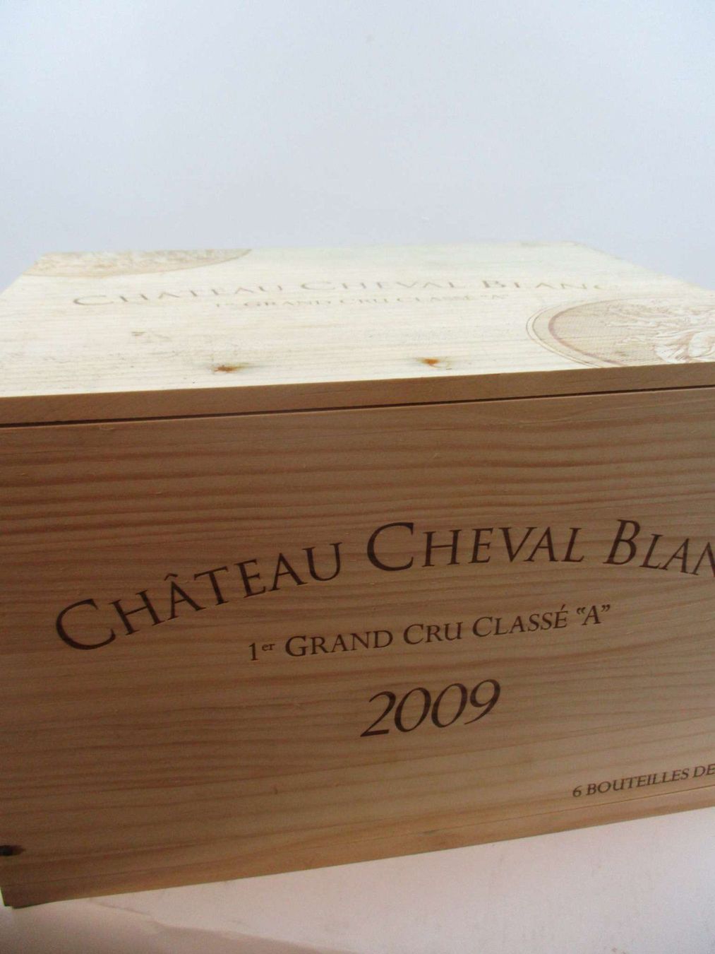 Vino: Chateau Cheval Blanc 2009 – Nuovo e nell'imballaggio originale da Avry-devant-Pont venduto da Tig08