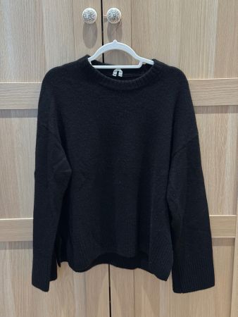 ARKET Kaschmirpullover Schwarz – 100 % Kaschmir