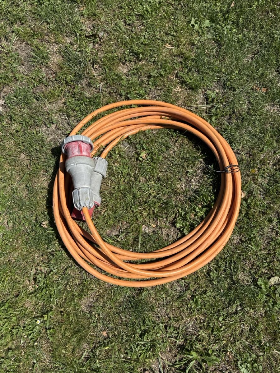 Kabel: Stromkabel 63A 15m – Gebraucht aus Selzach von Pascal12.10
