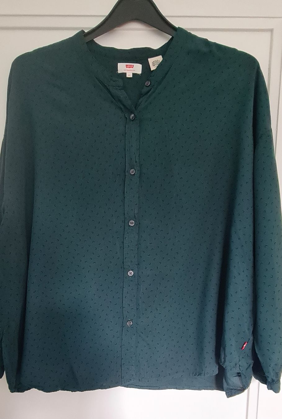 Levi's Camicette: Levi's Damenbluse grün gemustert Gr. XL Herbstmode – Usato da Rapperswil SG venduto da lemiii