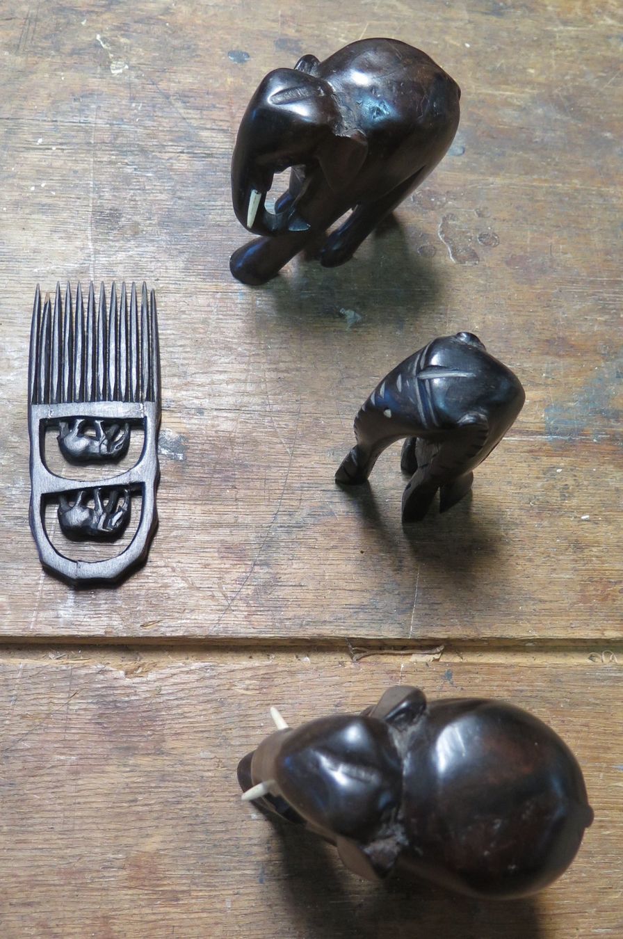 Statuette: Elefanten Holzfiguren – Usato da Ehrendingen venduto da Gipsgrueb 3