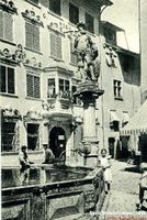 Schaffhausen - Tellbrunnen belebt c1910