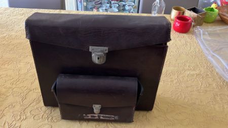 Borsa di pelle con doppio scomparto