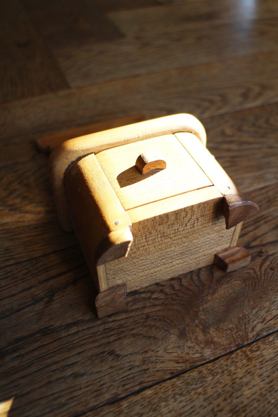Case e mobili per bambole: Puppenstuben Sideboard mit Spiegel – Usato da Männedorf venduto da Alpen-Anemone 3