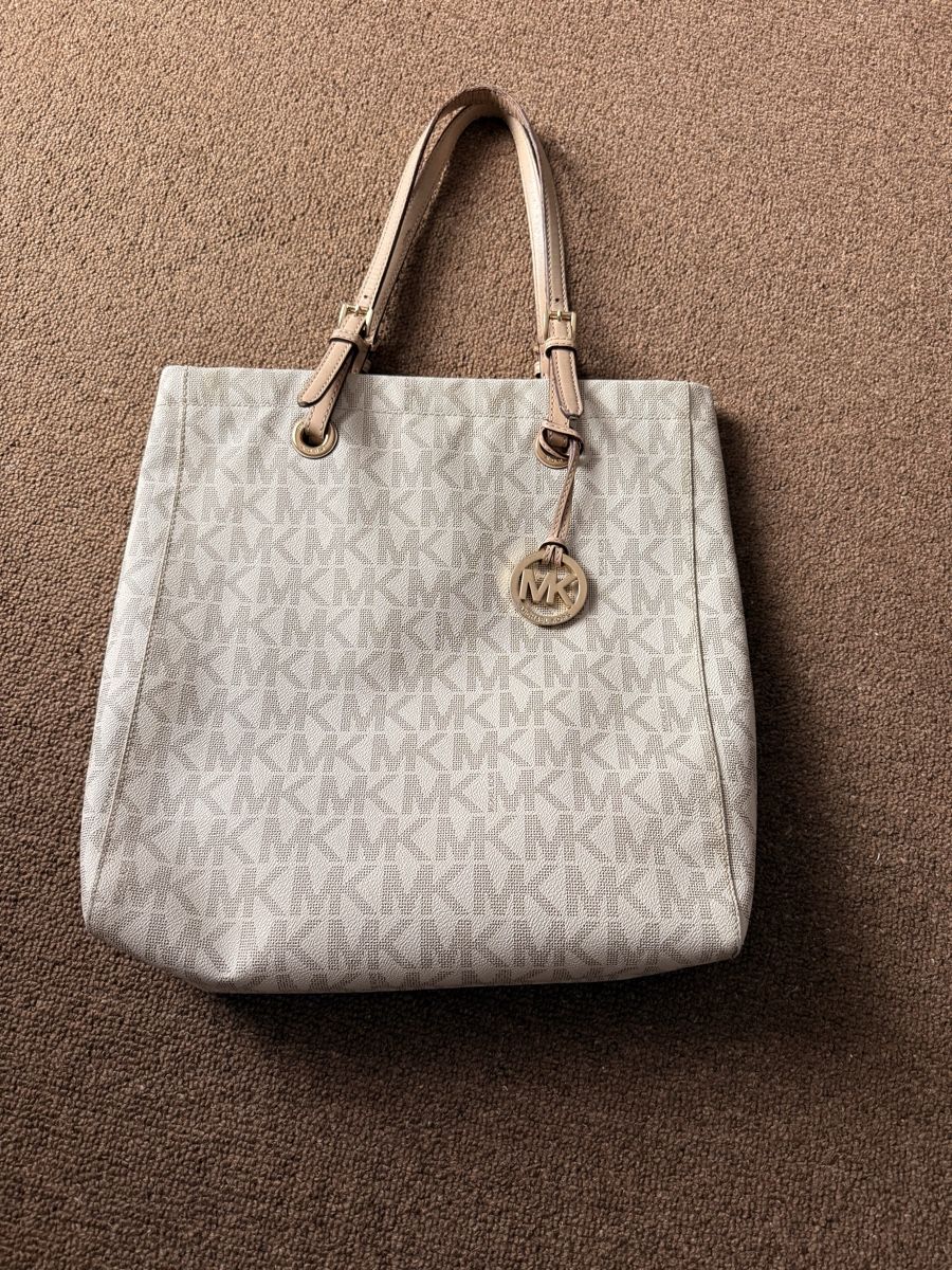 Michael Kors Borse da donna: Michael Kors Shopper – Usato da Stallikon venduto da sideko
