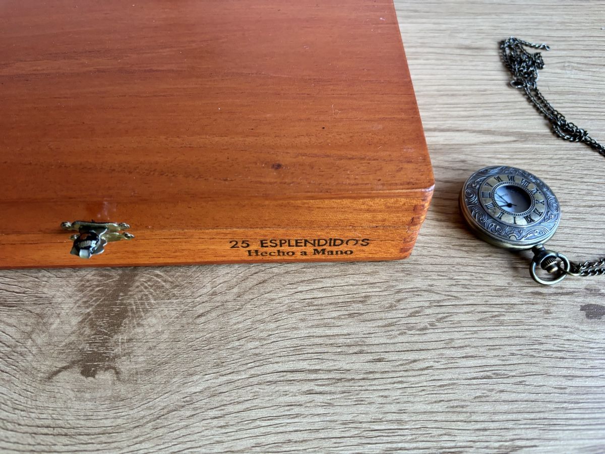 Cohiba Sigari: Zigarrenkiste Cohiba Esplendidos – Nuovo (secondo la descrizione) da Winterthur venduto da jus_9gfg 3