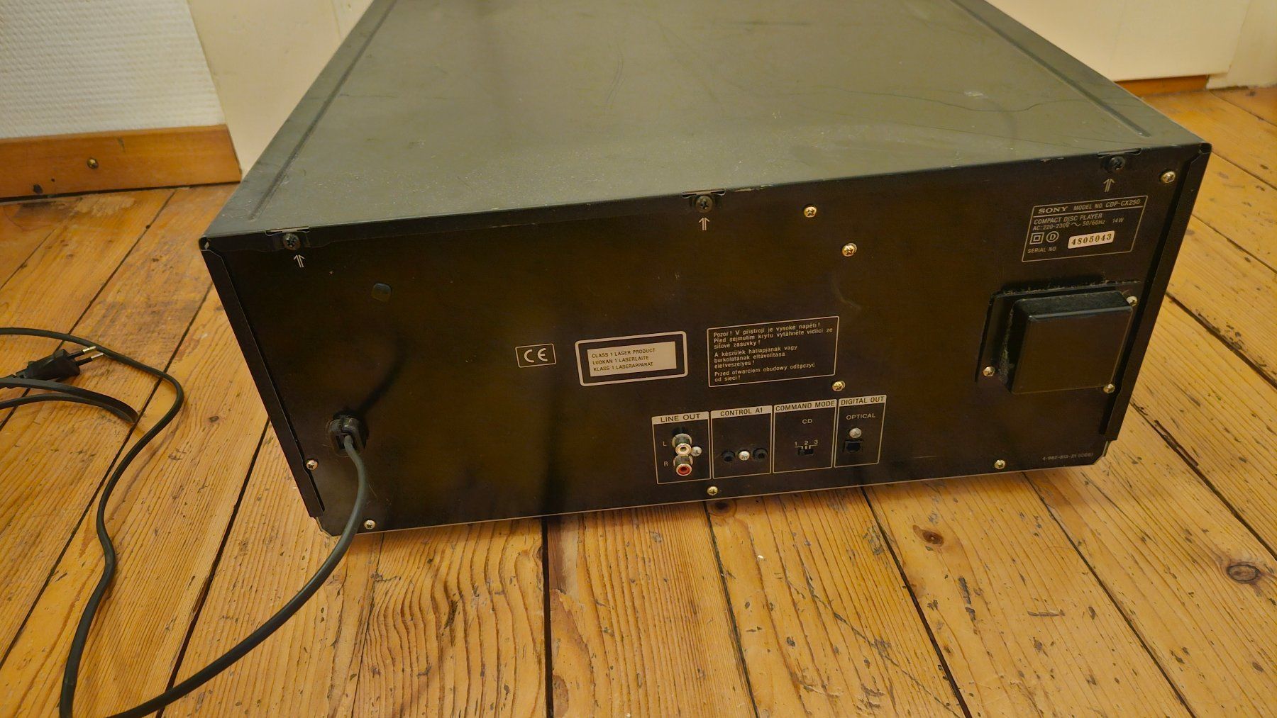 Sony Multimediaplayer & Streamer: Sony CDP-CX 250 200 CD MegaStorage CD-Player – Gebraucht aus Männedorf von egl_nfg9 3