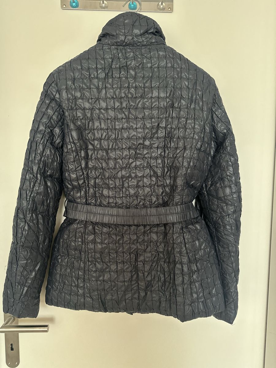 Max Mara Jacken: Weekend Max Mara Steppjacke Gr. 38 – elegant & leicht – Gebraucht aus Unterägeri von aig_7jjx 1