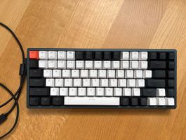 Keychron K2 US Gateron Brown + Holzauflage