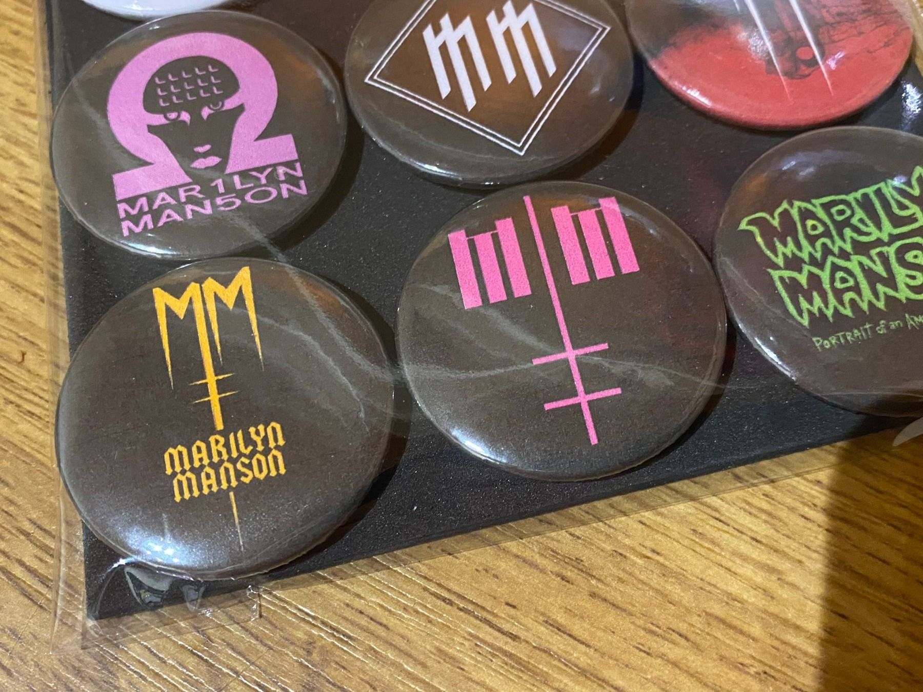 Placchette & Badge: Marilyn Manson Magnete! – Nuovo (secondo la descrizione) da Basel venduto da FatCatPacksTheRatt 3