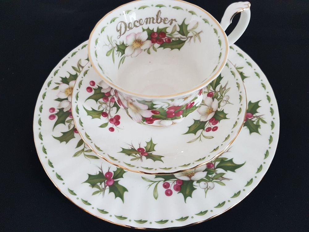 Royal Albert England Vintage Christmas Rose Set Kaufen Auf Ricardo