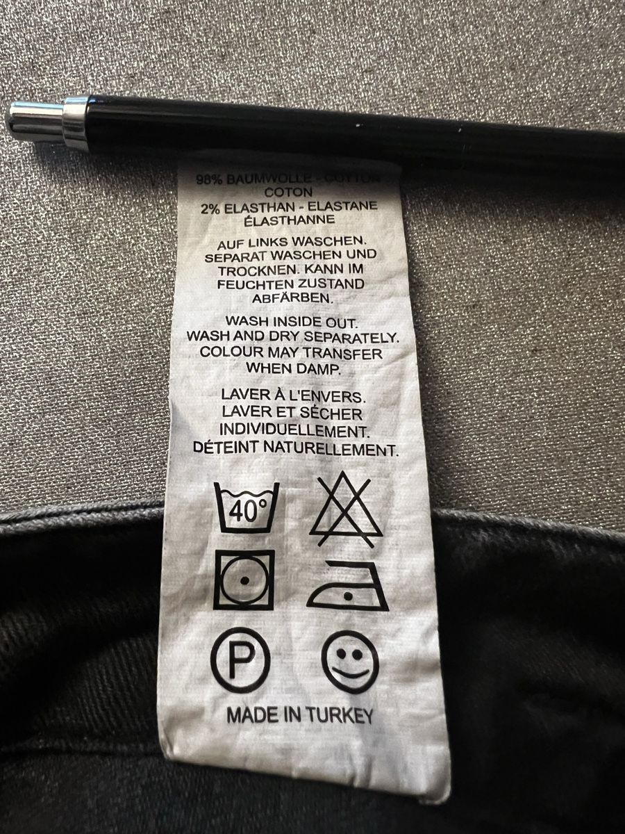Herrlicher Jeans: Herrlicher Jeans – Nuovo (secondo la descrizione) da Kloten venduto da pae_wq5j 7