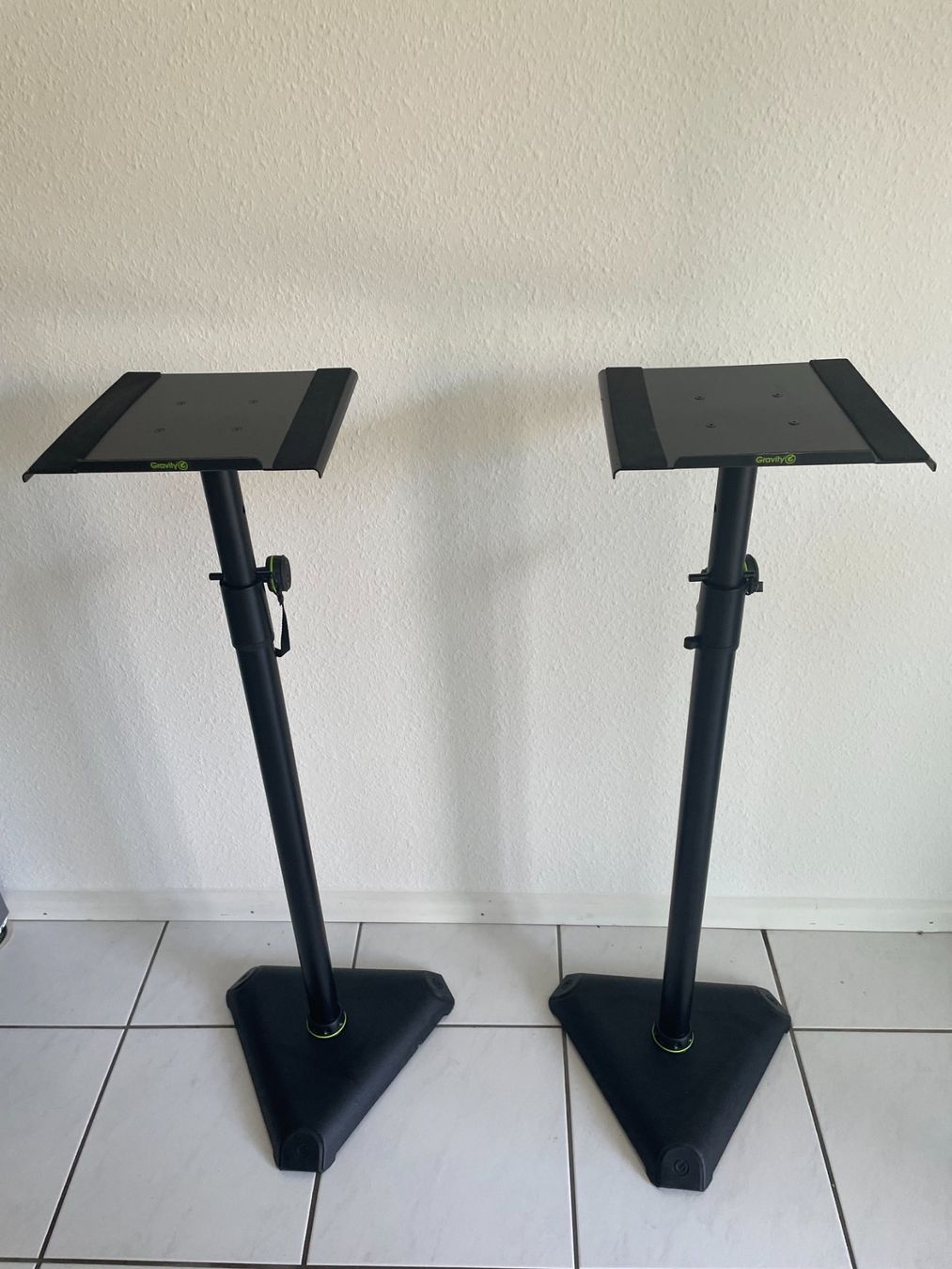 Supporti a parete: Gravity SP 3202 Studiomonitor Ständer – Usato da Basel venduto da tho_h69d
