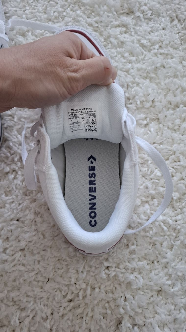 Converse Scarpe da uomo: Converse Chuck Taylor All Star weiss Gr. 39 – Nuovo (secondo la descrizione) da Aarau venduto da sku_5f5z 3