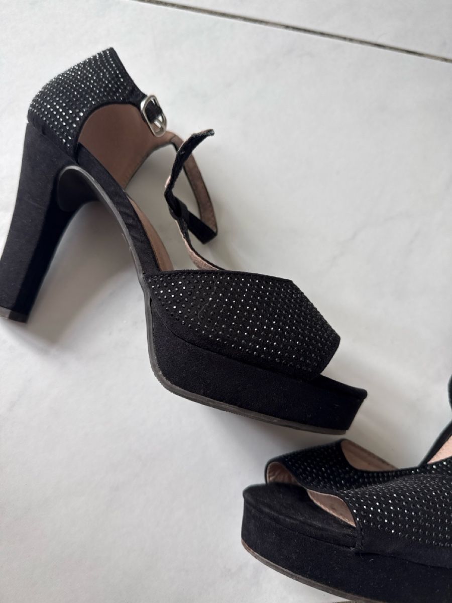 Damenschuhe: Pumps Gr 38  – Gebraucht aus Zell ZH von Guffos 2