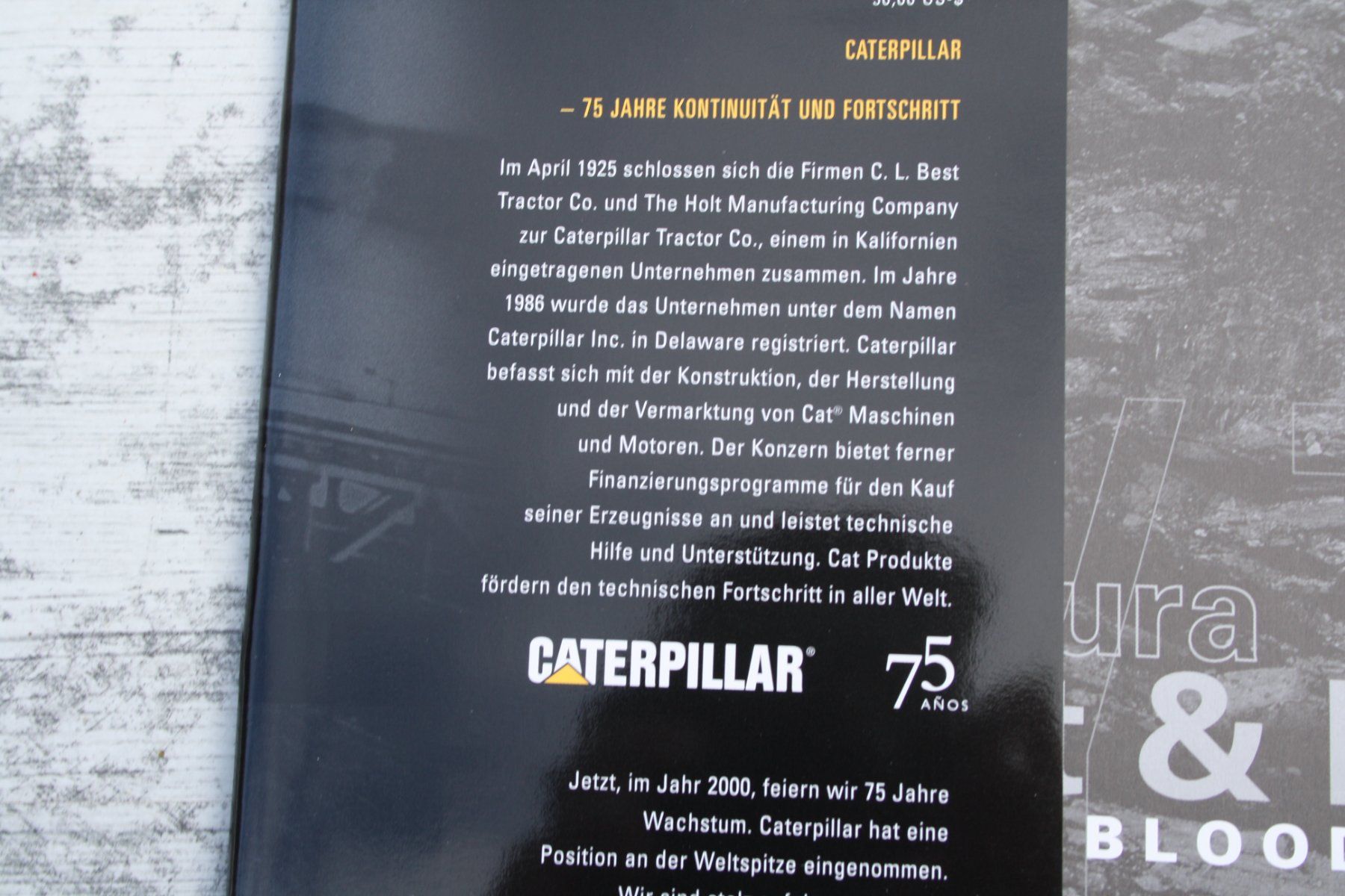 Libri: BUCH CATERPILLAR 75 JAHRE CAT – Usato da Wauwil venduto da Pneuedy 3