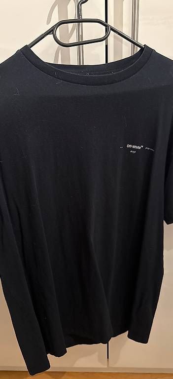 T-shirt: Off-White T-Shirt Gr. XS (oversize) – Usato da Langenthal venduto da AliceAmmann