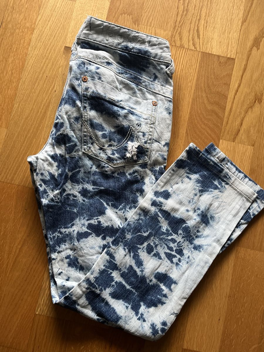 Roxy Jeans: Cool Roxy Jeans Tie Dye Look Gr. 29 – Usato da Kreuzlingen venduto da Hildah