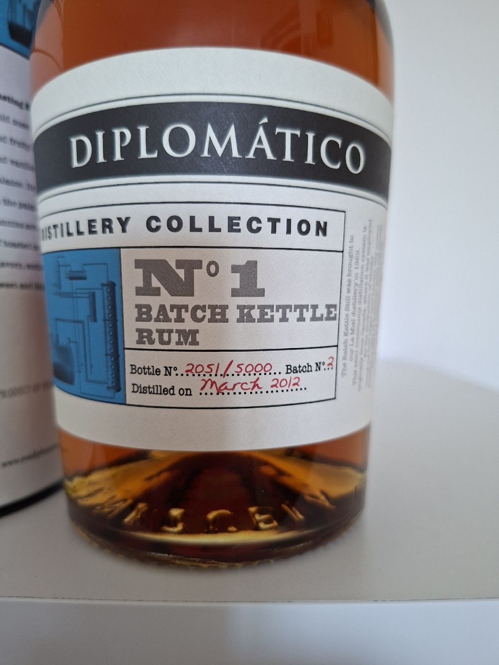 Diplomatico Spiritueux: DIPLOMATICO Distillery Collection N.1 Batch Kettle Rum – D'occasion à Kriens par Arthur73 1