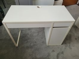 IKEA Kinderschreibtisch mit Kinderstuhl
