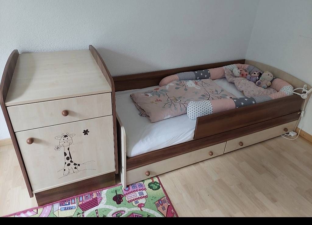 Letti: Babybett/ & kinderbett / wickelkommode – Usato da Jona venduto da Sparfuchs90