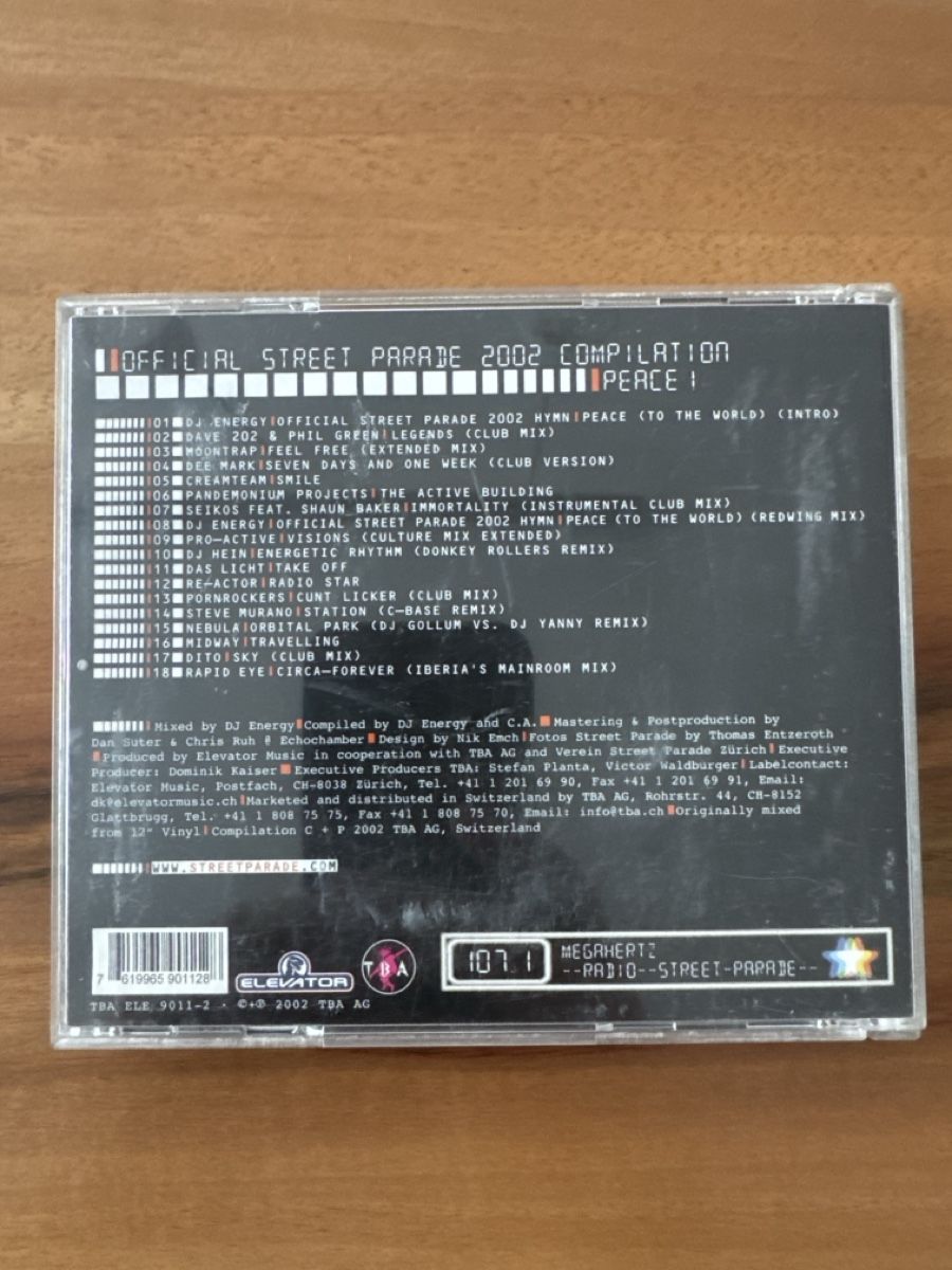 CDs: Street Parade 2002 Compilation CD       DJ Energy  – D'occasion à Zürich par Smarties13 2