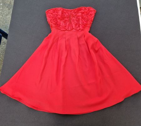 Minikleid/ Cocktailkleid/Kleid rot,fast neu,hochwertig,Gr.XS
