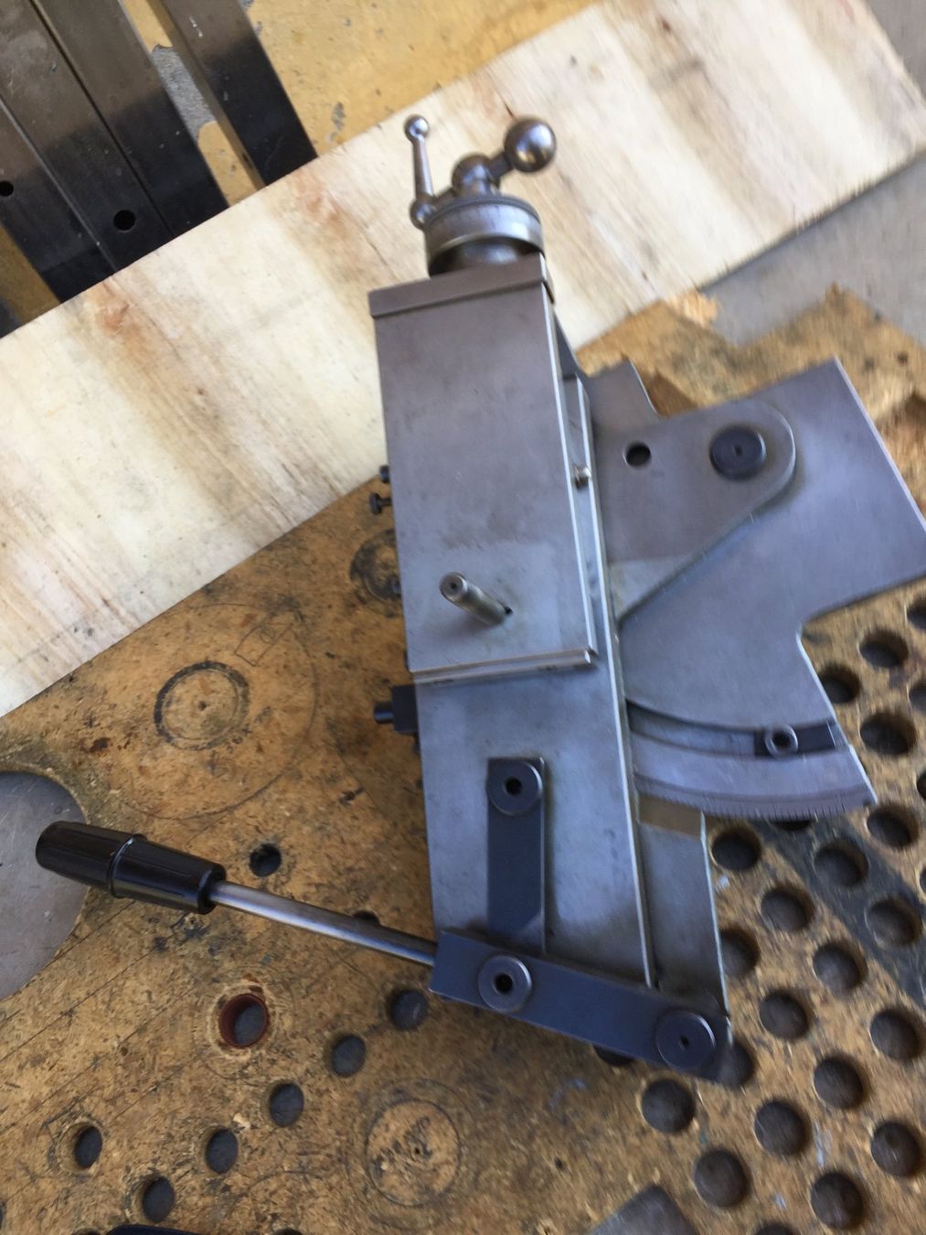 Schaublin Altro per industria metallurgica: Schaublin 102 Schleifsupport – Usato da Frenkendorf venduto da BasLie 1