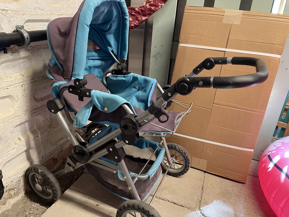 Carrozzine per bambole: Puppenwagen – Usato da Münsingen venduto da omega.delta