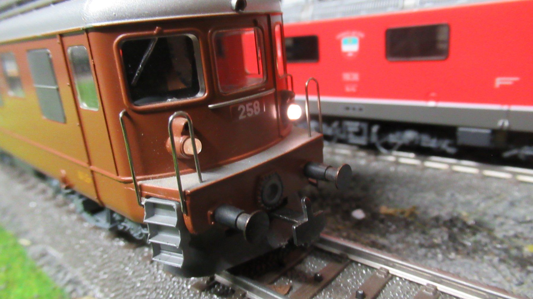 Hag Modellini di ferrovie: HAG Ae 4/4  BLS  Digital FX  platine NMT  "Top" – Nuovo (secondo la descrizione) da Martigny venduto da nevada98 5