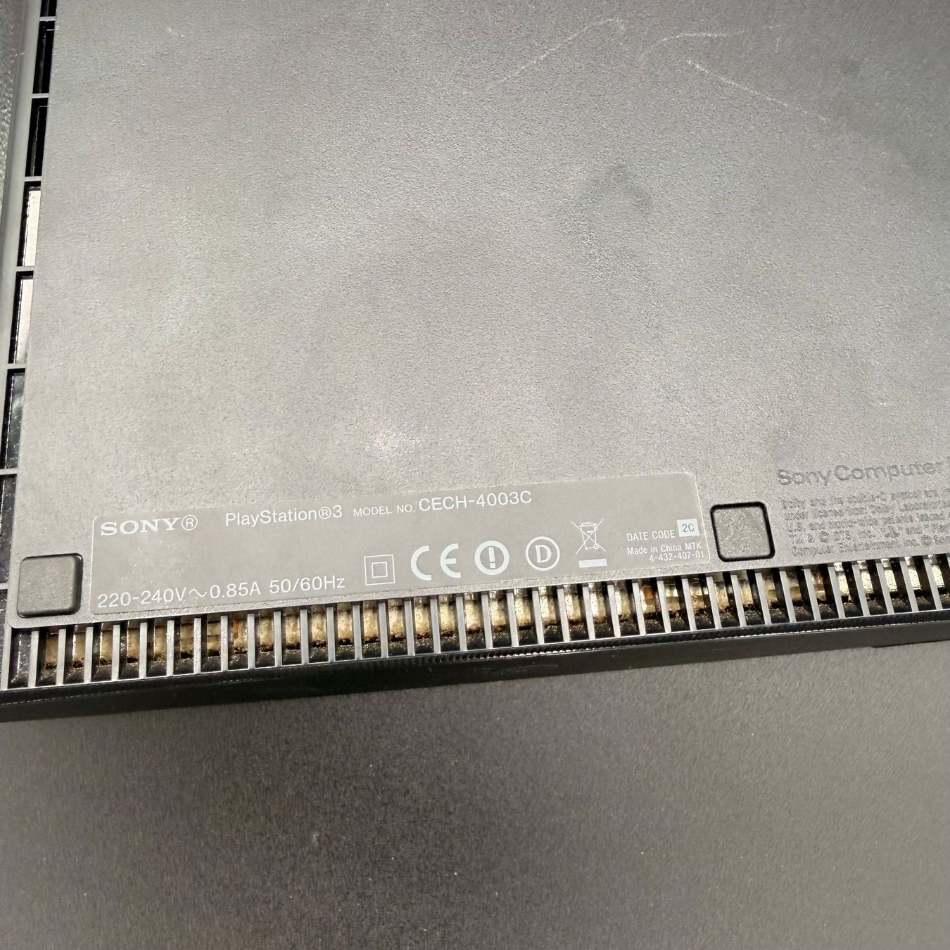 Sony Consoles: PlayStation 3 Super Slim 500GB – D'occasion à Düdingen par Nerdworld 9