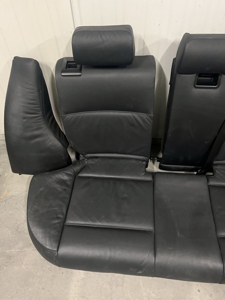 BMW Tutti pezzi di ricambio auto: BMW E46 Touring banquette – Usato da Fribourg venduto da ger_s2sx 1