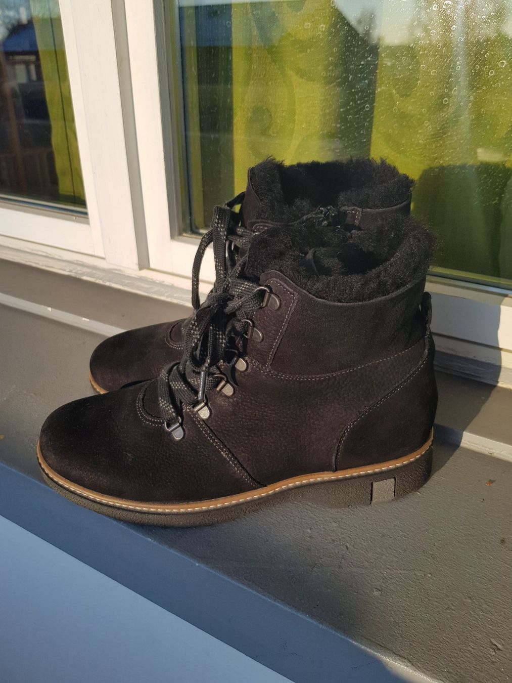 Damenschuhe: Warme Schuhe – Neu (gemäss Beschreibung) aus Langenthal von sar_nm7g