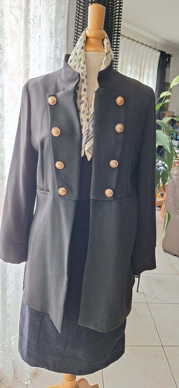 Giacche: Veste noire – Usato da St-Triphon venduto da Jldr0 1