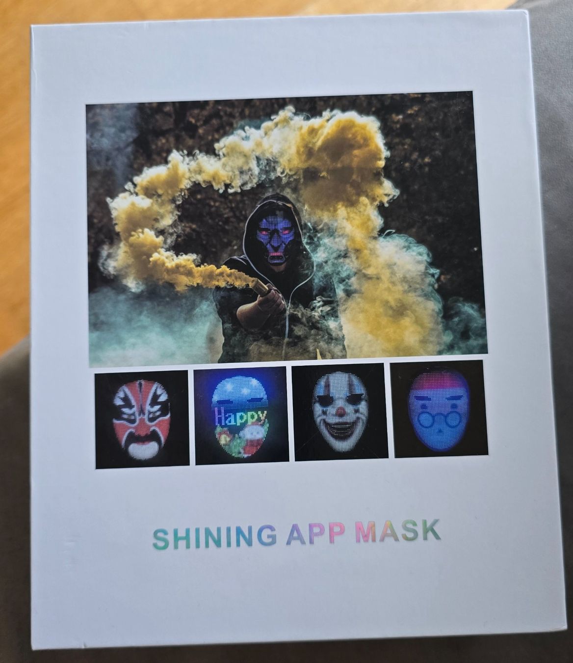 Masken: LED Maske programmierbar per App schwarz neuwertig – Gebraucht aus Meggen von Rasprodaja 2