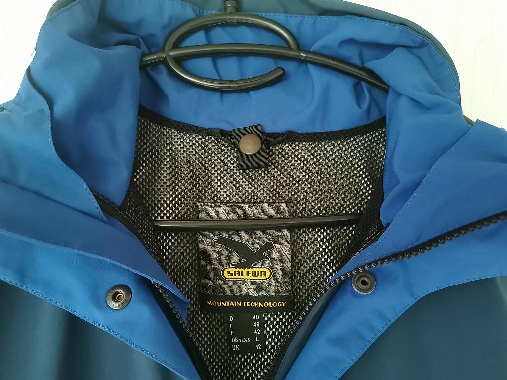Giacche: Salewa Regenjacke - Gr. 42 – Usato da Stein AR venduto da peachBlue 2