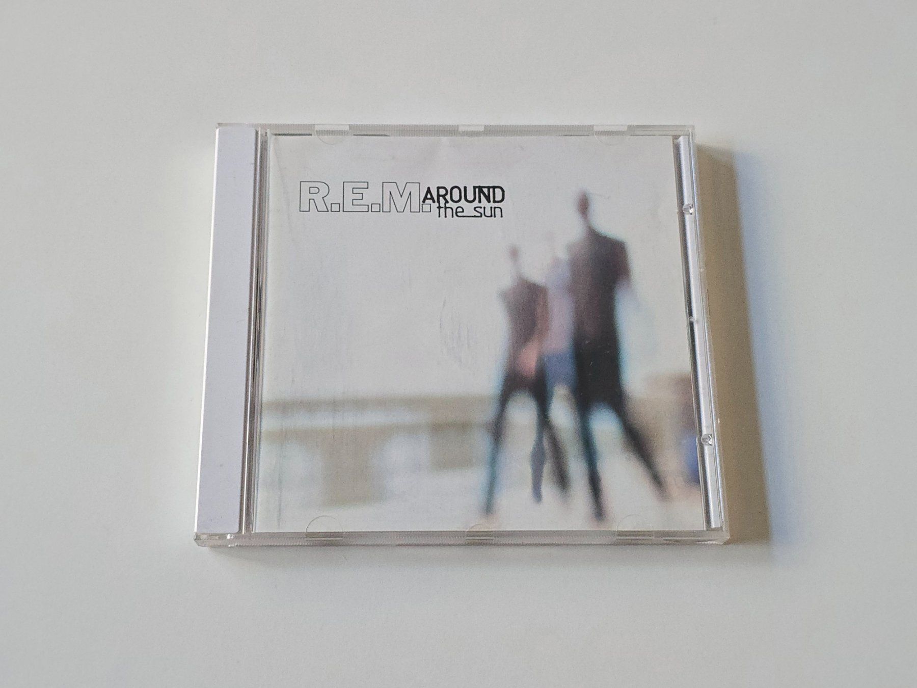 CD: CD R.E.M. - Around the Sun – Usato da Dättlikon venduto da Wundertuete_