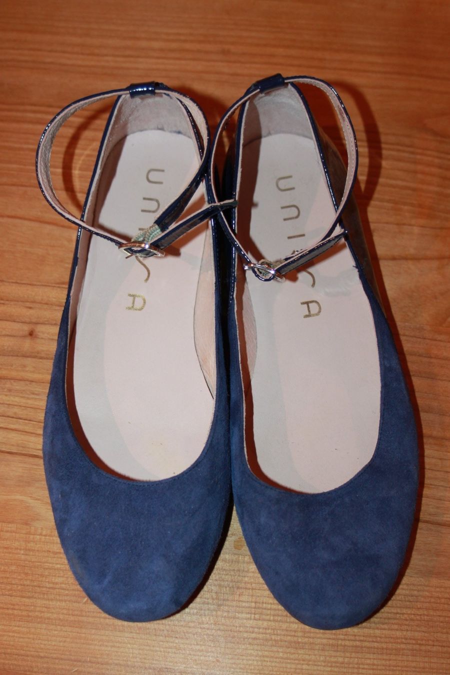 Unisa Scarpe per ragazze: blaue Unisa Leder Ballerinas 37 – Usato da Wenslingen venduto da Strick4Alpaca
