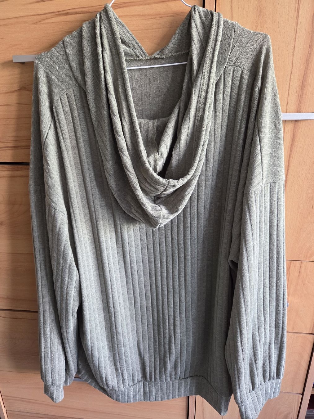 Maglioni & Felpe: Grosse Grösse Übergangs Hoodie Pulli Helloliv Gr 50 bis 54  – Nuovo (secondo la descrizione) da Winterthur venduto da katzen07 4