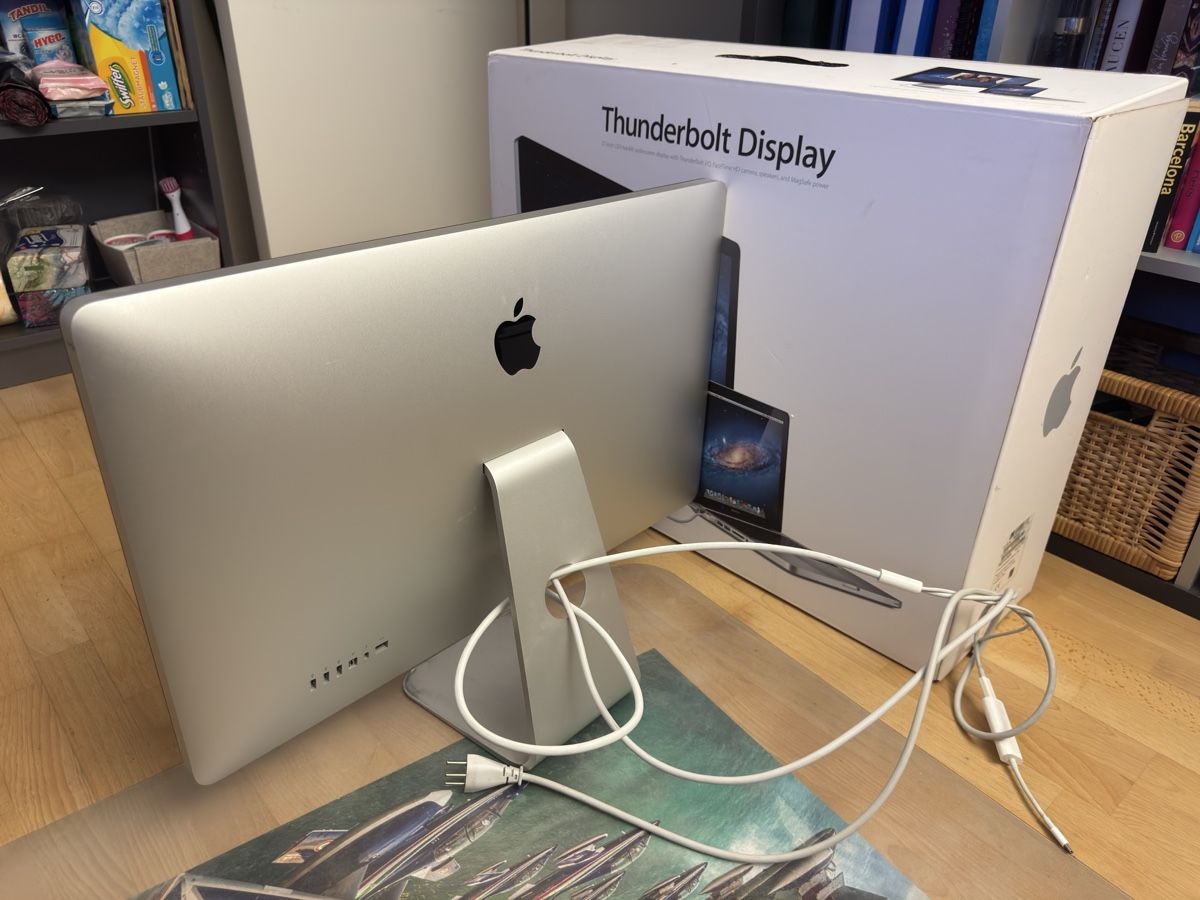 Apple Monitore: Apple Thunderbolt Display 27 Zoll - Top Zustand! – Gebraucht aus Effretikon von crastro 1