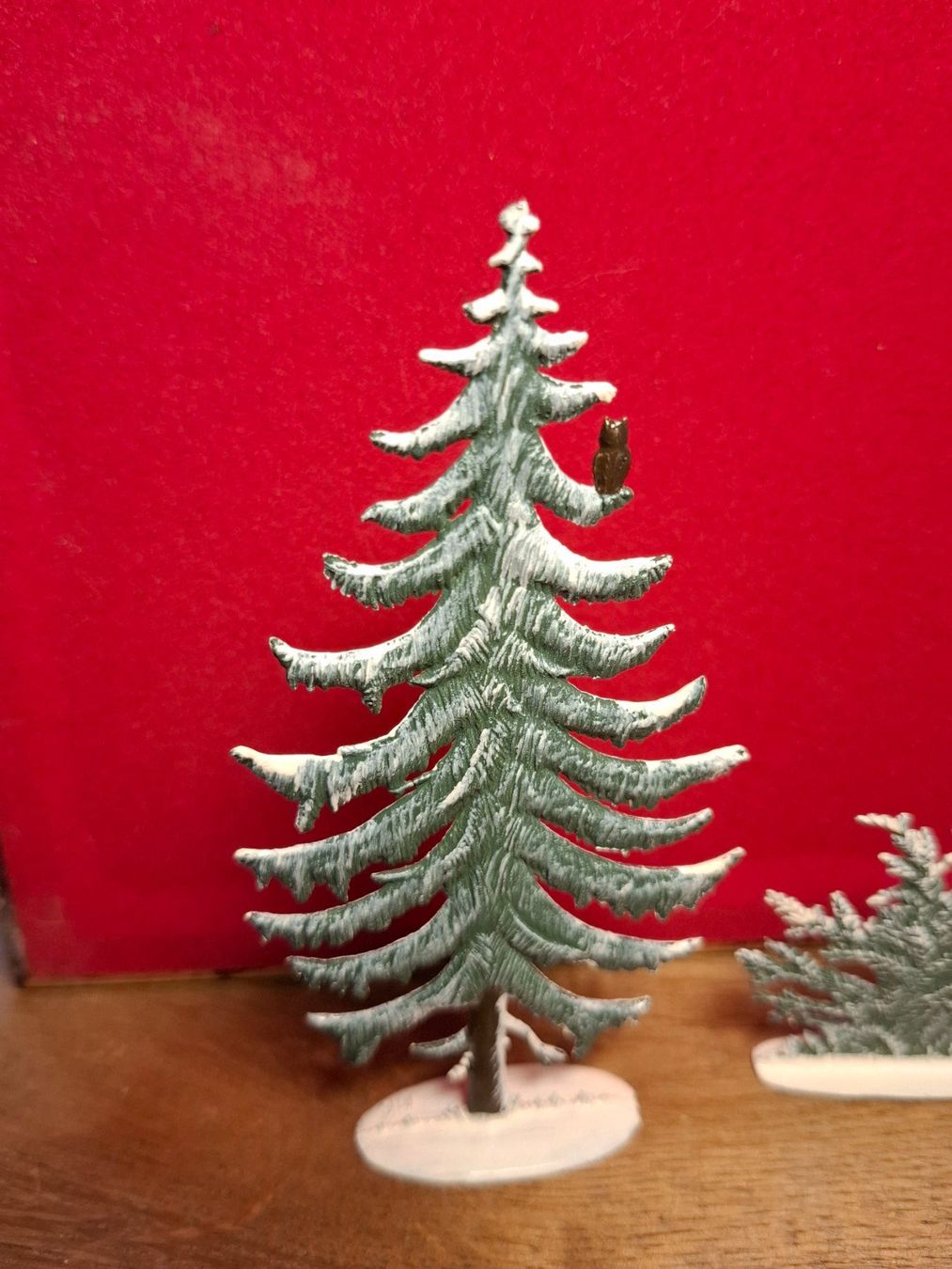 Alle Dekorationen: Wilhelm Schweizer Tannenbaum mit Eule und Sträucher - handbe – Gebraucht aus Schlieren von Svenja7 4
