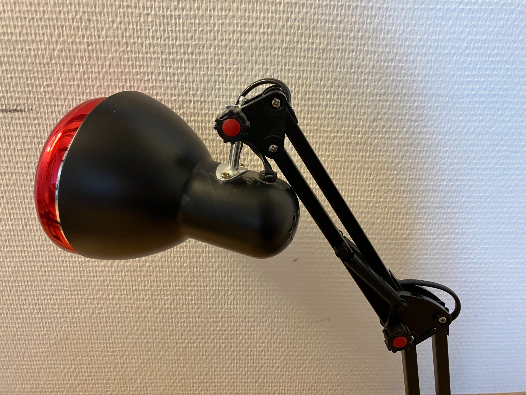Lampade: Infrarot-Wärmelampe – Usato da Murten venduto da tanjens 1