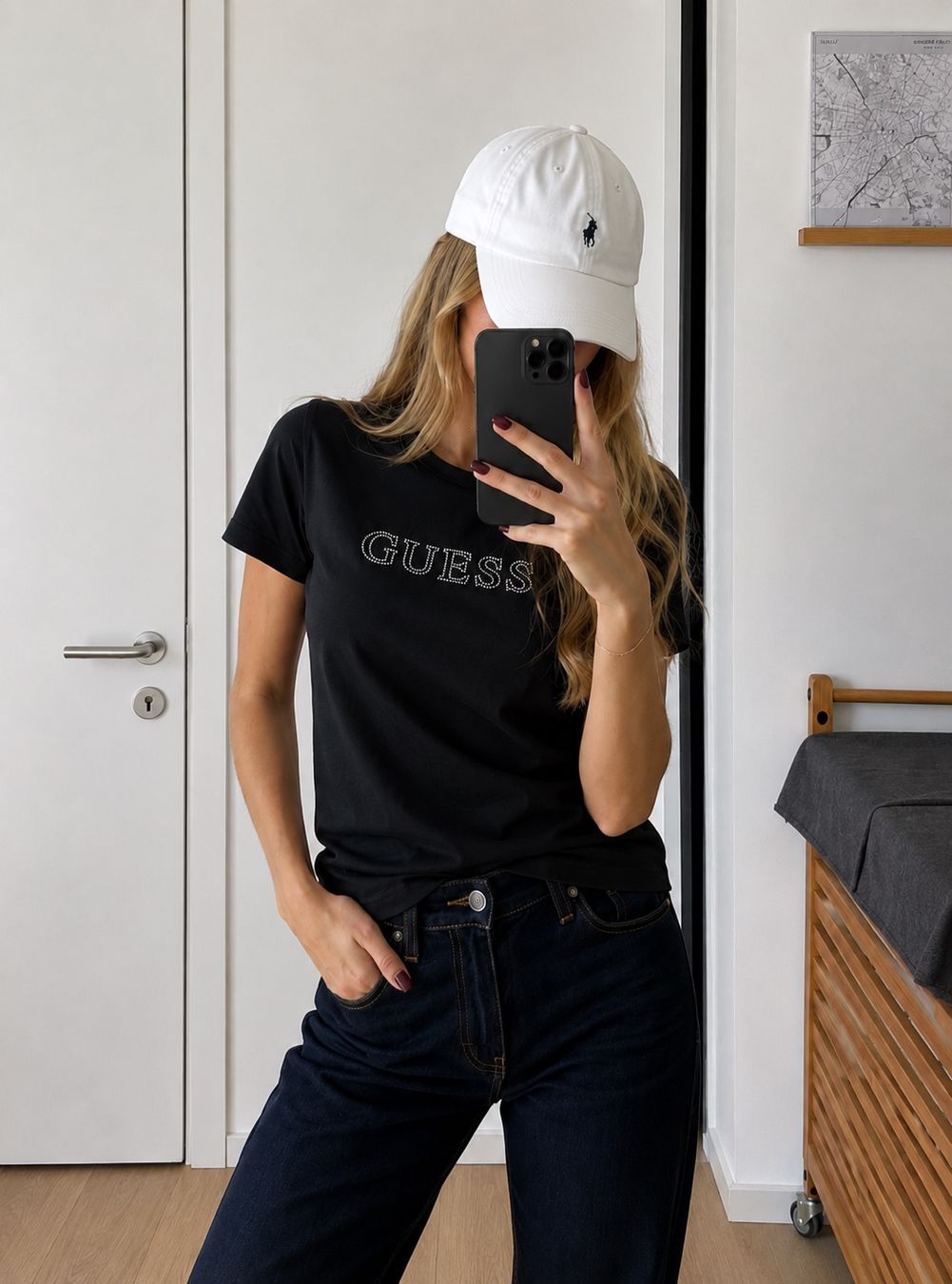 Guess T-Shirts: T-Shirt von Guess – Neu (gemäss Beschreibung) aus Laufen von AnnaBlunschi