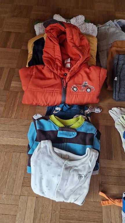 Lotti & Set di vestiti: Kleiderset Junge Kleiderpaket Grösse 68/74 – Usato da Lütisburg Station venduto da feg_zp7k 2