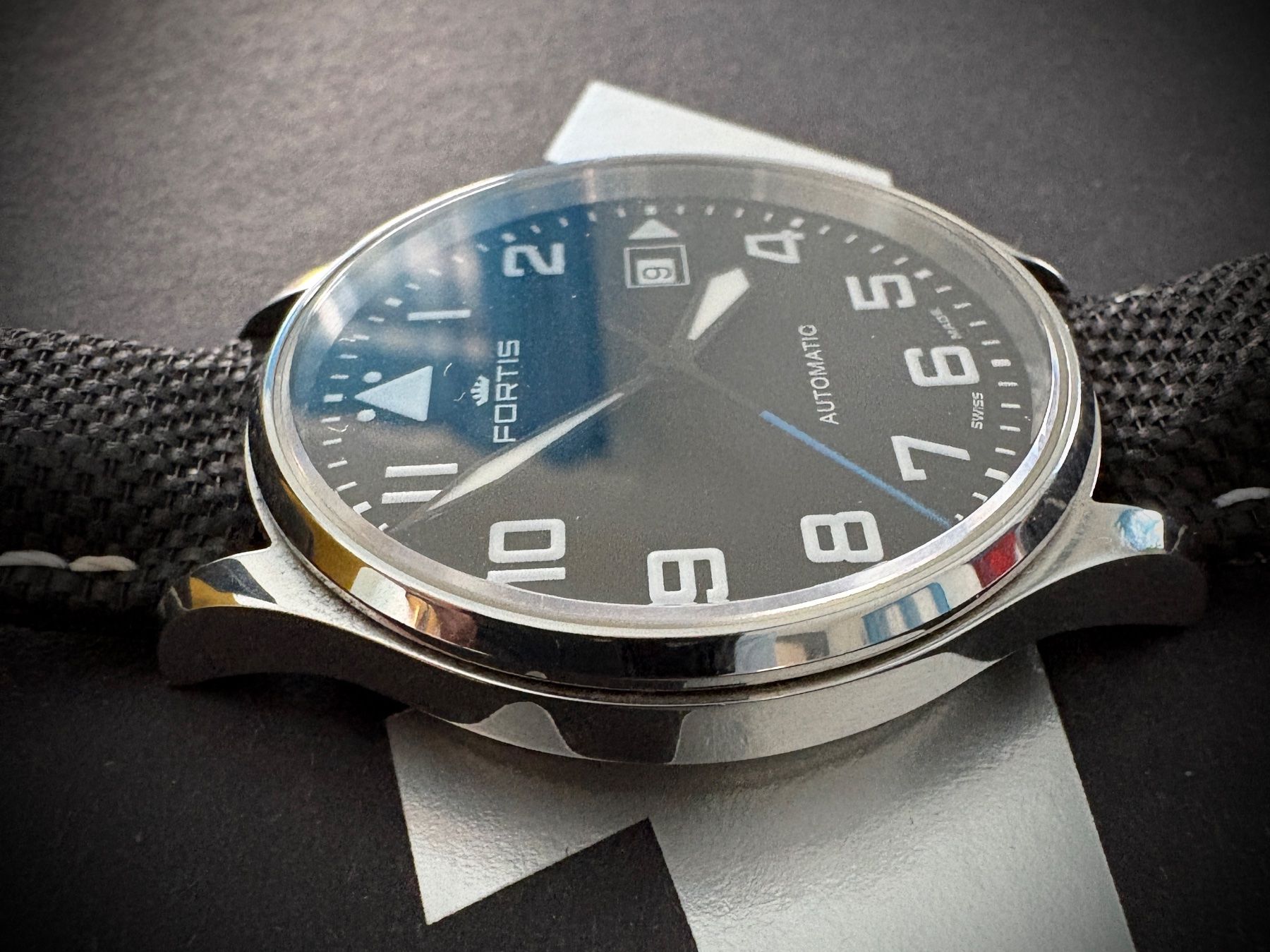 Fortis Montres: Fortis Pilot Classic Date – Neuf (Voir description) à Porrentruy par qwentoz 4
