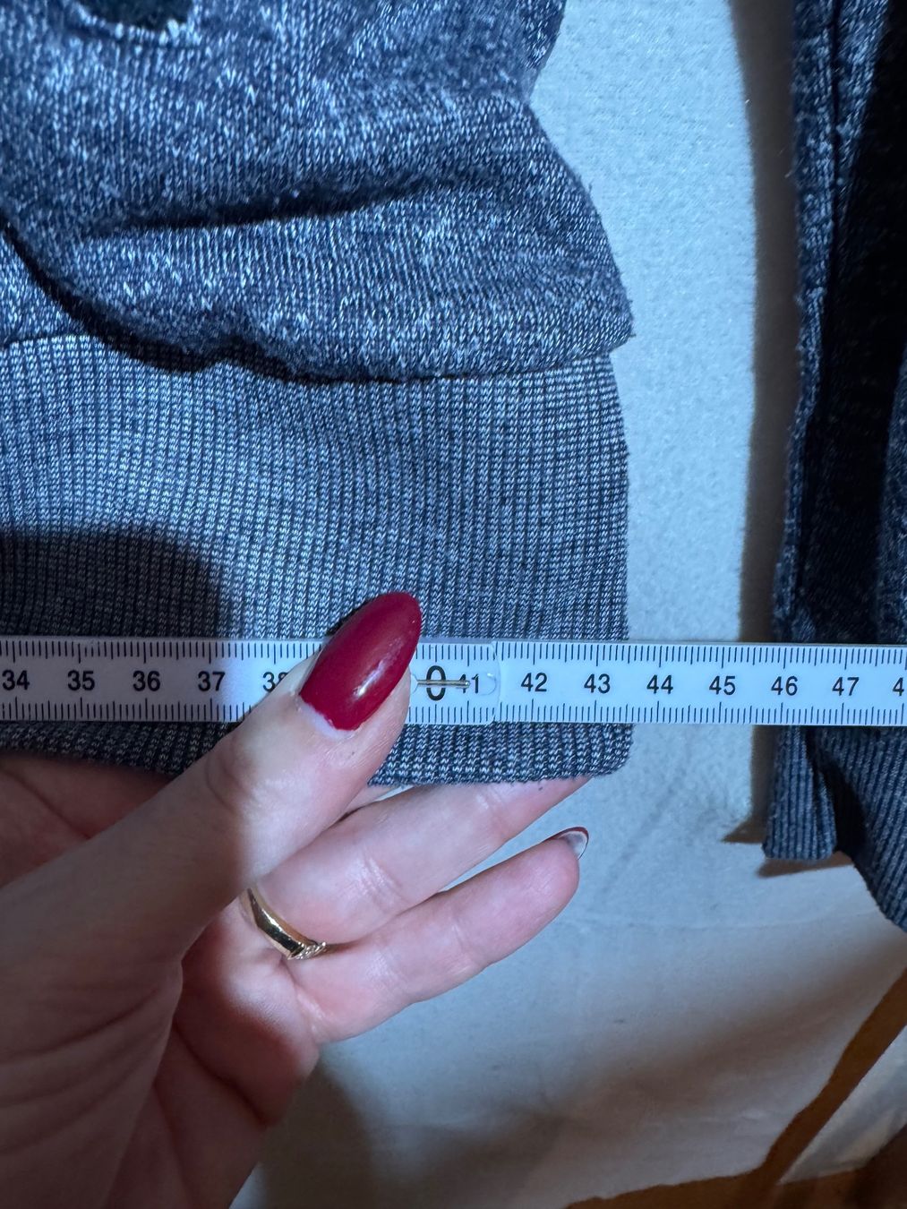 Maglioni & Felpe: Blauer Pullover mit Reissverschlüssen ca Gr. L/XL – Usato da Grosswangen venduto da second_hand_dress 5